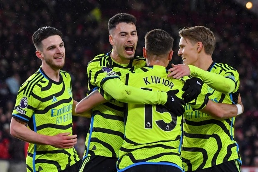 Arsenal thắng 6-0 Sheffield United, HLV Arteta nói điều bất ngờ - 1