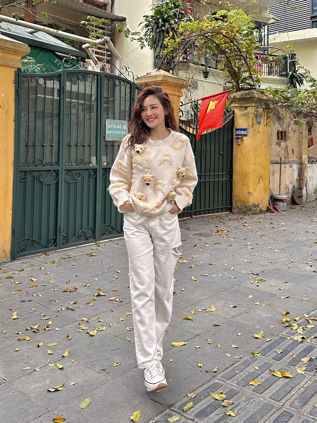 Đọ phong cách thời trang cá tính trên phim của mỹ nhân VTV - 8 Đọ phong cách thời trang cá tính trên phim của mỹ nhân VTV - 8
