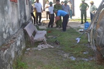 Bồn nước rơi đè hai học sinh chết thảm