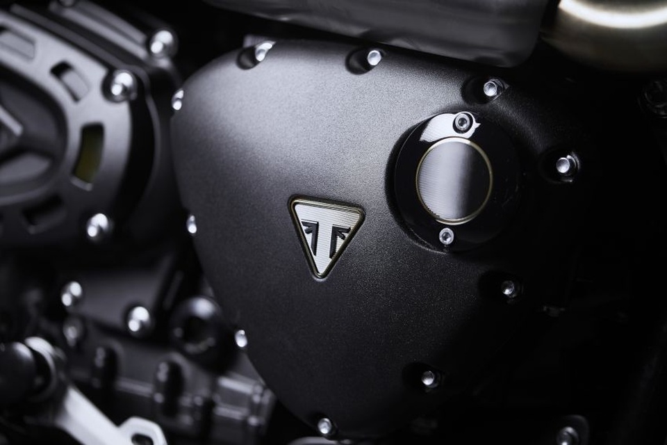 Cận cảnh hàng hiếm Triumph Scrambler 1200 Bond Edition 2020 - 7 Cận cảnh hàng hiếm Triumph Scrambler 1200 Bond Edition 2020 - 7