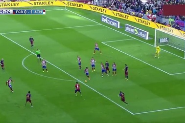 Bàn thắng của Messi vào lưới Atletico Madrid