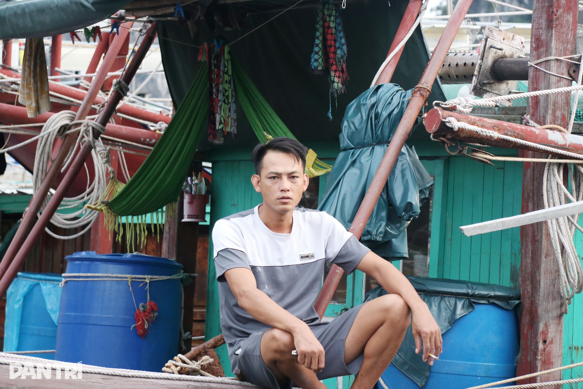 Tàu thuyền ở Quảng Ninh tìm khe núi neo đậu tránh trú bão Matmo - 6