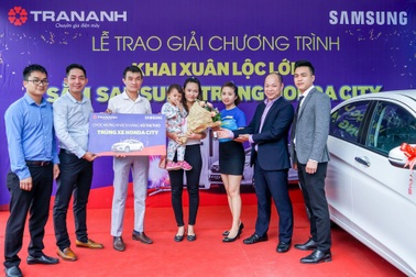 Trần Anh công bố chủ nhân chiếc xe hơi trị giá 600 triệu đồng