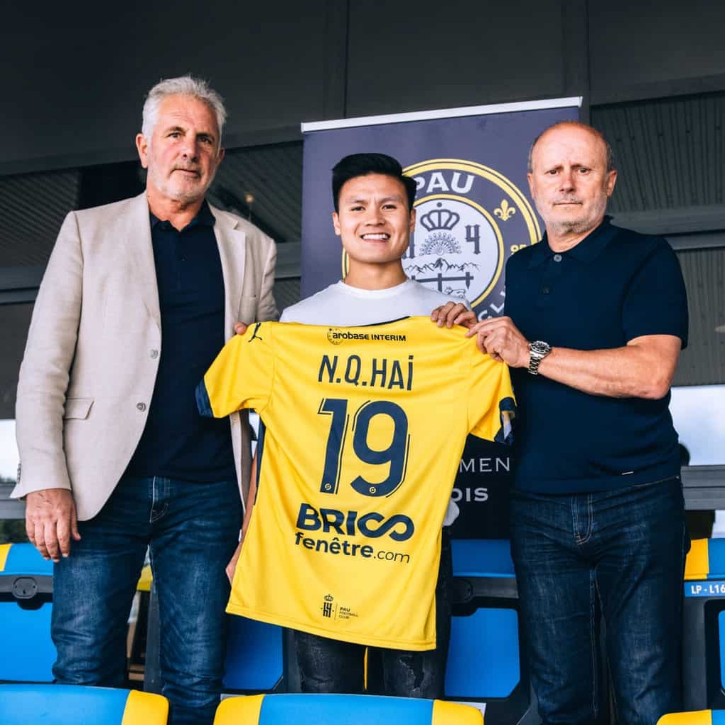Ấn tượng với video Pau FC chào đón Quang Hải - 1 Ấn tượng với video Pau FC chào đón Quang Hải - 1