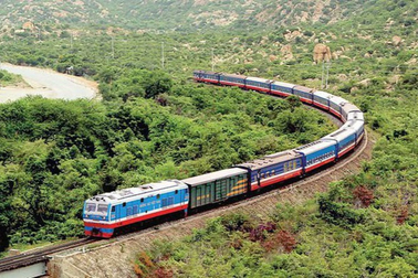 Ngành đường sắt đừng để… bị lãng quên!