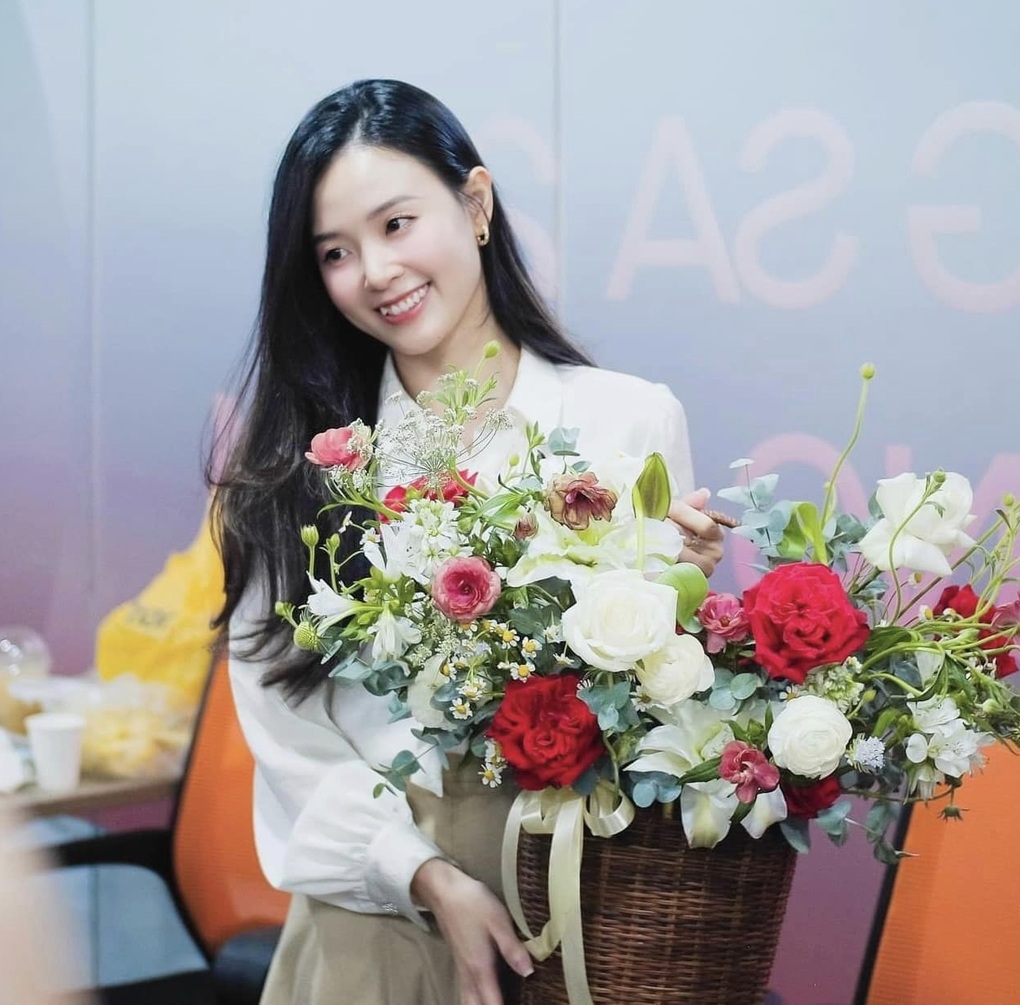 Midu ở tuổi 35: Được gọi là phú bà sống sang chảnh, sắp lấy chồng đại gia - 6 Midu ở tuổi 35: Được gọi là phú bà sống sang chảnh, sắp lấy chồng đại gia - 6