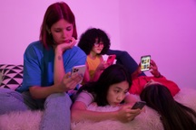 Lý do ngày càng nhiều nhân sự Gen Z bị "thối não"