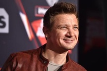 Những ngôi sao vẫn “sống khỏe” dù thiếu vắng ánh đèn sân khấu