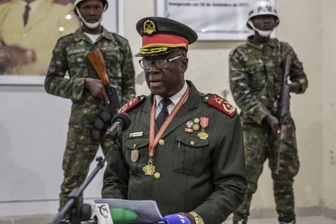 Tướng quân đội Guinea-Bissau nhậm chức sau khi lật đổ tổng thống
