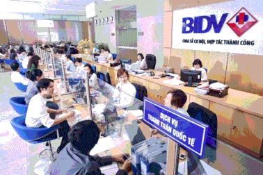 Trống ghế chủ tịch, BIDV bầu bổ sung ông Phạm Quang Tùng