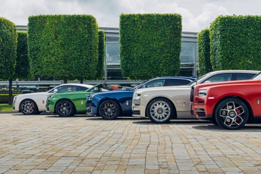 Vì sao nhà giàu Mỹ đang có xu hướng chuộng xe cũ hơn xe mới?