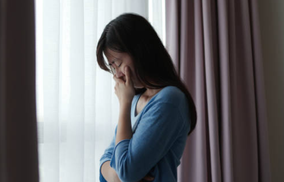 Rơi vào lưới tình, không tài nào thoát nổi dù mang mặc cảm người thứ ba - 1 Rơi vào lưới tình, không tài nào thoát nổi dù mang mặc cảm người thứ ba - 1