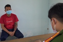 Đối tượng đánh bạc thóa mạ, đánh công an