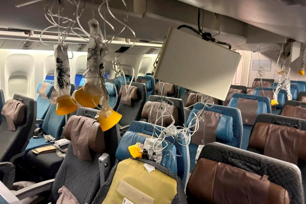 Singapore Airlines trả tới 25.000 USD cho nạn nhân chuyến bay nhiễu động - 1 Singapore Airlines trả tới 25.000 USD cho nạn nhân chuyến bay nhiễu động - 1