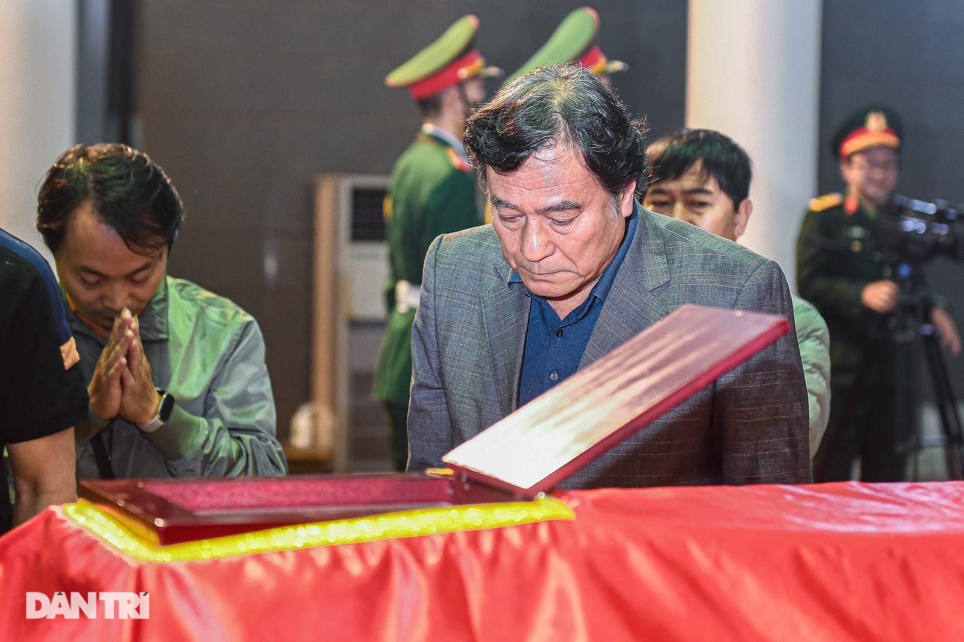 Gia đình, nghệ sĩ tiễn biệt nhạc sĩ Xuân Phương - 18