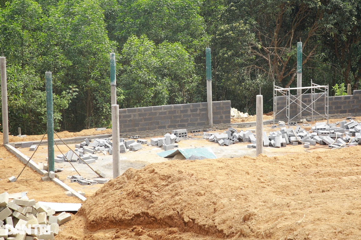 Những công trình bất ngờ mọc đón đầu dự án cao tốc Bắc - Nam - 8 Những công trình bất ngờ mọc đón đầu dự án cao tốc Bắc - Nam - 8