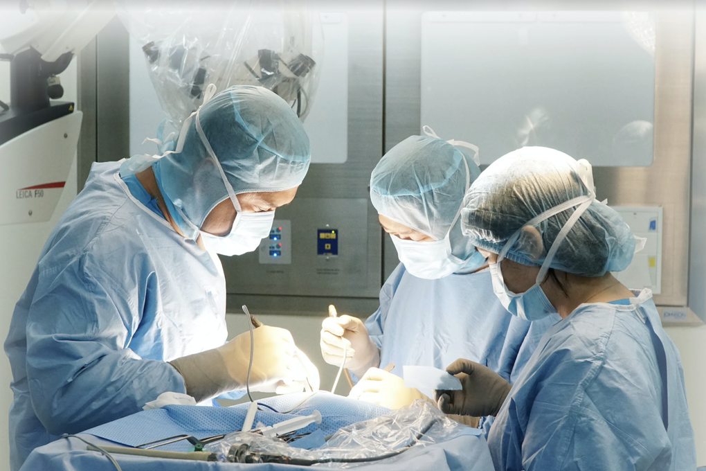 Căn bệnh khiến người phụ nữ co giật mặt, không thể ngủ ngon suốt 4 năm - 2 Căn bệnh khiến người phụ nữ co giật mặt, không thể ngủ ngon suốt 4 năm - 2