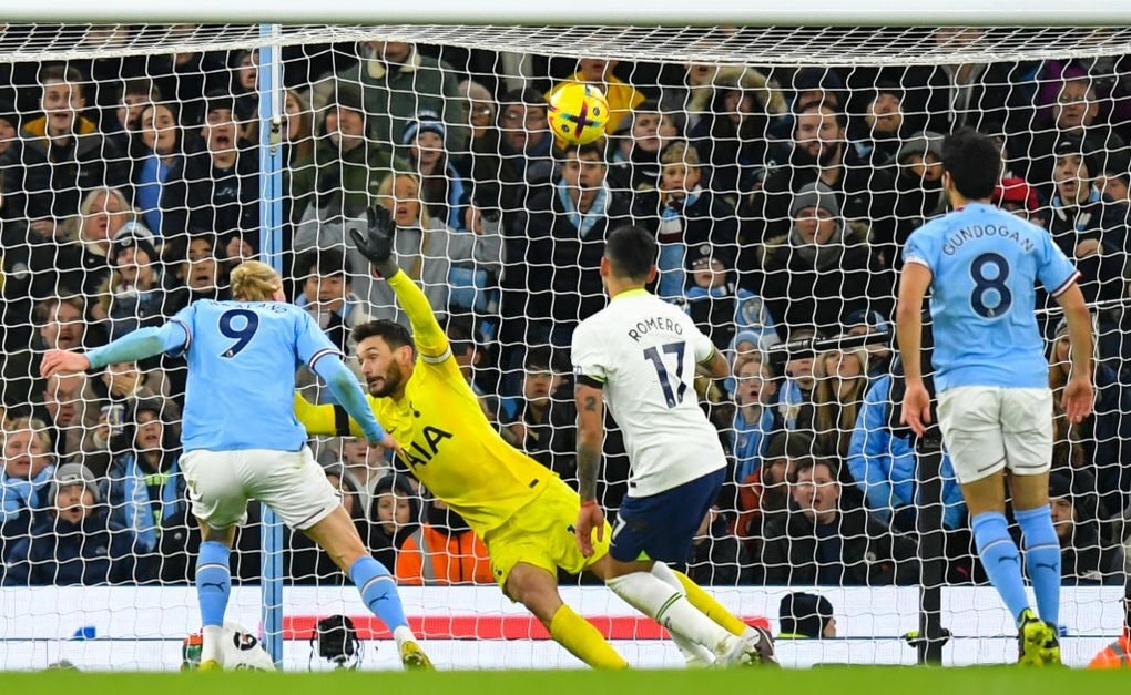 Man City ngược dòng ngoạn mục thắng 4-2 trước Tottenham - 2 Man City ngược dòng ngoạn mục thắng 4-2 trước Tottenham - 2