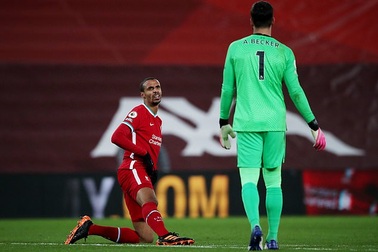 Nhật ký chuyển nhượng ngày 30/1: Liverpool ráo riết tìm trung vệ