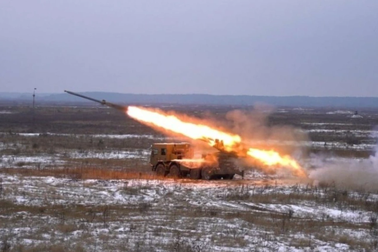 Bị hỏa lực Nga áp đảo, Ukraine tung pháo hiện đại nhất vào cuộc