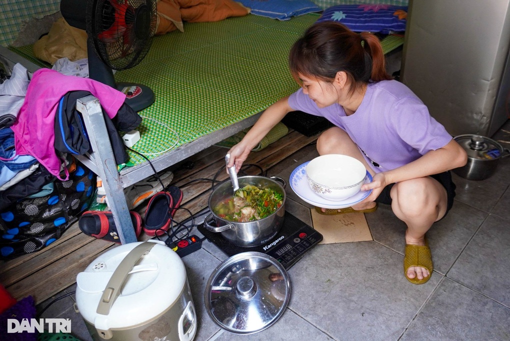Quản đốc không ngờ vị trí quản lý cũng bị cắt việc, mất quá nửa lương - 4 Quản đốc không ngờ vị trí quản lý cũng bị cắt việc, mất quá nửa lương - 4