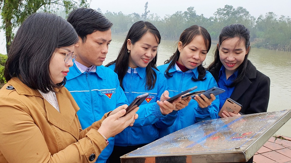 Quảng Trị gắn QR Code cho hàng loạt điểm du lịch nổi tiếng - 4 Quảng Trị gắn QR Code cho hàng loạt điểm du lịch nổi tiếng - 4