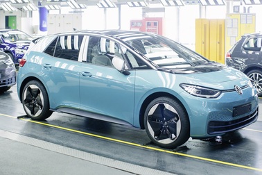 Thị trường ô tô Đức sẽ phục hồi vào mùa hè?