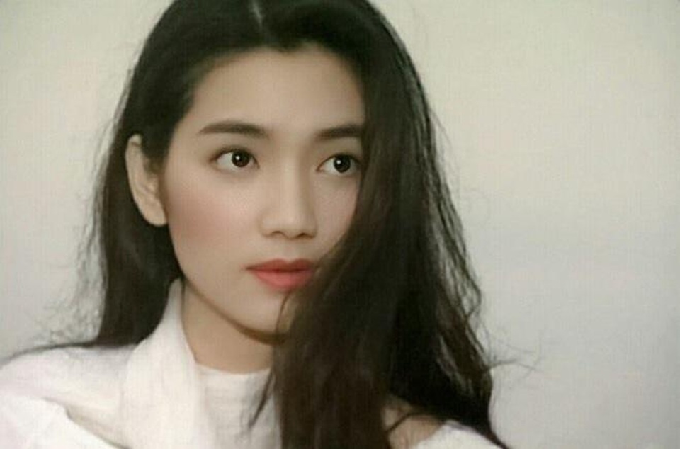 Đường tình sóng gió của tứ đại mỹ nhân nức tiếng một thời xứ hương cảng - 12 Đường tình sóng gió của tứ đại mỹ nhân nức tiếng một thời xứ hương cảng - 12
