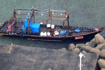 Phát hiện 8 bộ xương người trên “tàu ma” dạt vào Nhật Bản