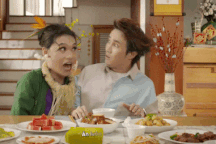 Bích Phương thả bùa yêu ai cũng dính, vậy Quang Trung thả bùa ăn cớ sao Huỳnh Lập cứ xua đuổi?