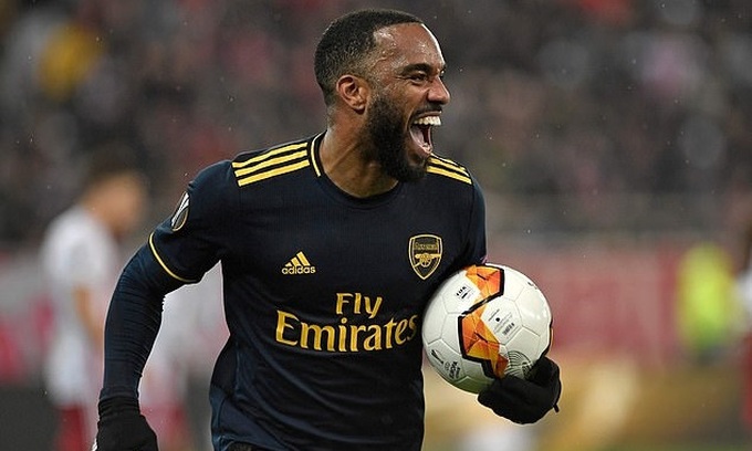 Arsenal thắng trên sân Olympiakos - Ảnh 1. Arsenal thắng trên sân Olympiakos - Ảnh 1.