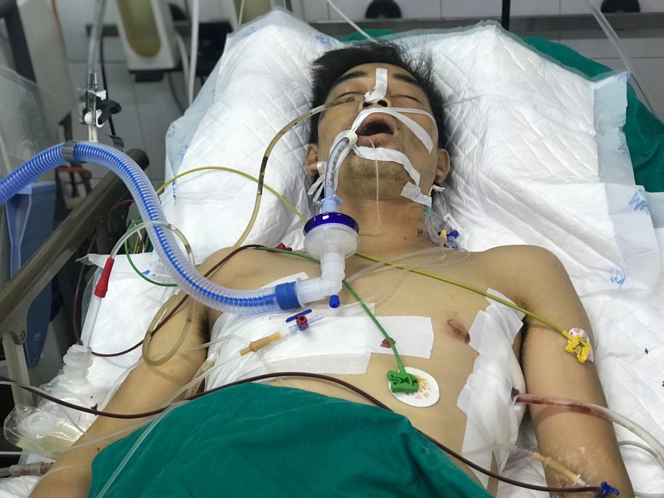 Xót xa tài xế công nghệ bị đâm nhiều nhát trong đêm khuya - 1 Xót xa tài xế công nghệ bị đâm nhiều nhát trong đêm khuya - 1