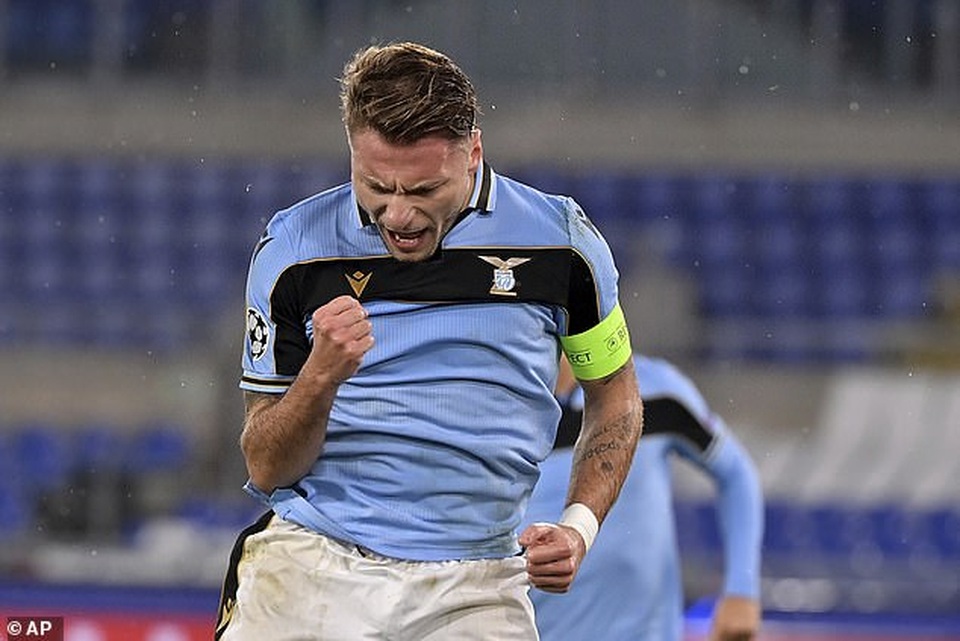Theo chân Dortmund, Lazio giành vé đi tiếp ở Champions League - 3 Theo chân Dortmund, Lazio giành vé đi tiếp ở Champions League - 3