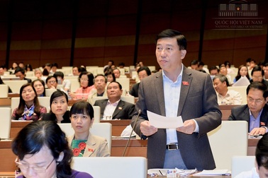 Bị đóng cửa dây chuyền sản xuất vì… nâng cấp máy móc hiện đại hơn!