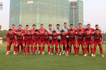 Đội tuyển Việt Nam sang Lào, sẵn sàng cho trận ra quân AFF Cup 2018