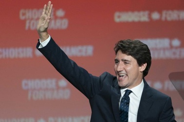 Thủ tướng Trudeau giành chiến thắng nhiệm kỳ thứ hai