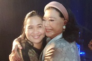 NSND Kim Cương nghẹn ngào gặp lại con gái nuôi sau 45 năm thất lạc