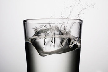 6 lý do để uống nhiều nước hơn