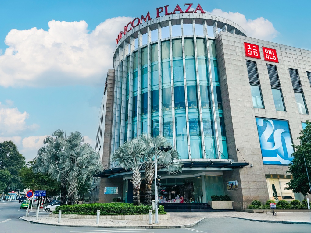 Uniqlo khai trương cửa hàng mới tại Parc Mall, TPHCM - 3 Uniqlo khai trương cửa hàng mới tại Parc Mall, TPHCM - 3