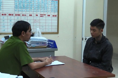 Mâu thuẫn từ việc bán bia, một người bị đâm xuyên đầu