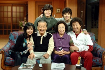 Gia đình là số một và loạt phim để đời của “ông nội quốc dân” Lee Soon