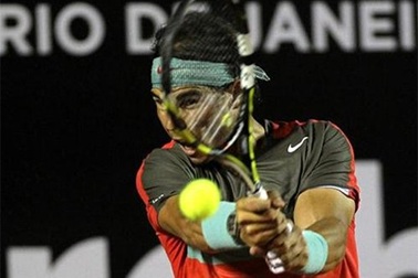 Nadal dễ dàng có mặt tại vòng tứ kết