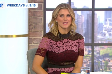 Ashley James xinh đẹp trên truyền hình