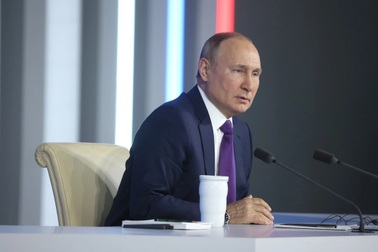 Ông Putin tiết lộ Nga - Trung đang hợp tác phát triển vũ khí tối tân