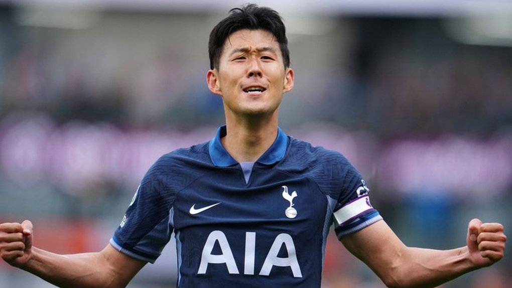 Tỏa sáng rực rỡ, Son Heung Min vượt qua thành tích của C.Ronaldo - 2 Tỏa sáng rực rỡ, Son Heung Min vượt qua thành tích của C.Ronaldo - 2