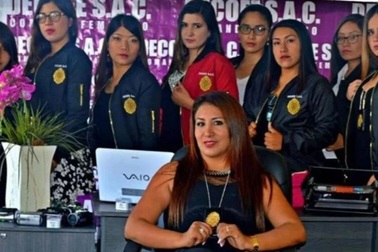 Nhóm nữ chuyên cải trang, dùng flycam vạch trần chuyện ngoại tình