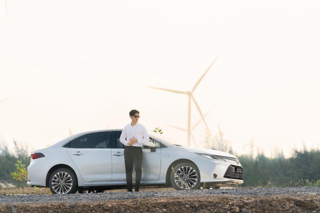 Corolla Altis, mảnh ghép cho cuộc sống doanh nhân - 2 Corolla Altis, mảnh ghép cho cuộc sống doanh nhân - 2