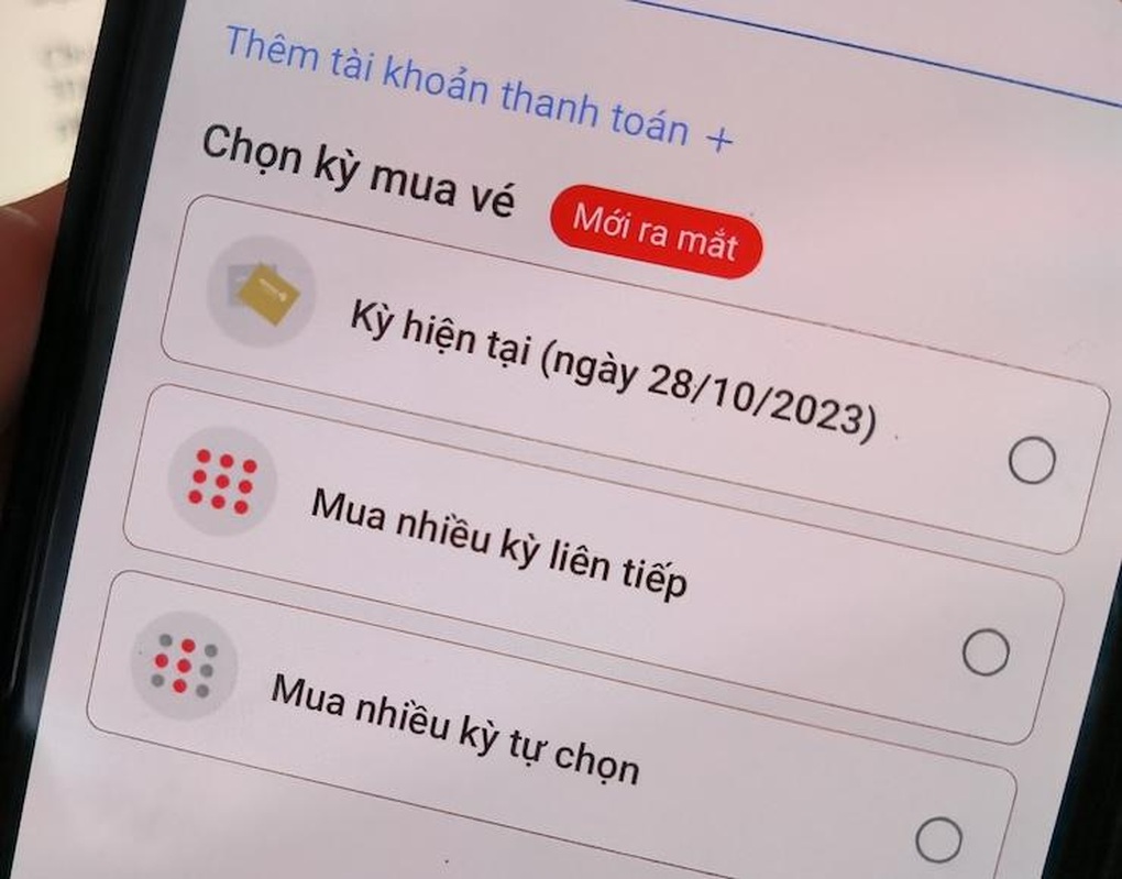 Người chơi Vietlott mua số dự thưởng nhiều kỳ trên điện thoại - 2 Người chơi Vietlott mua số dự thưởng nhiều kỳ trên điện thoại - 2