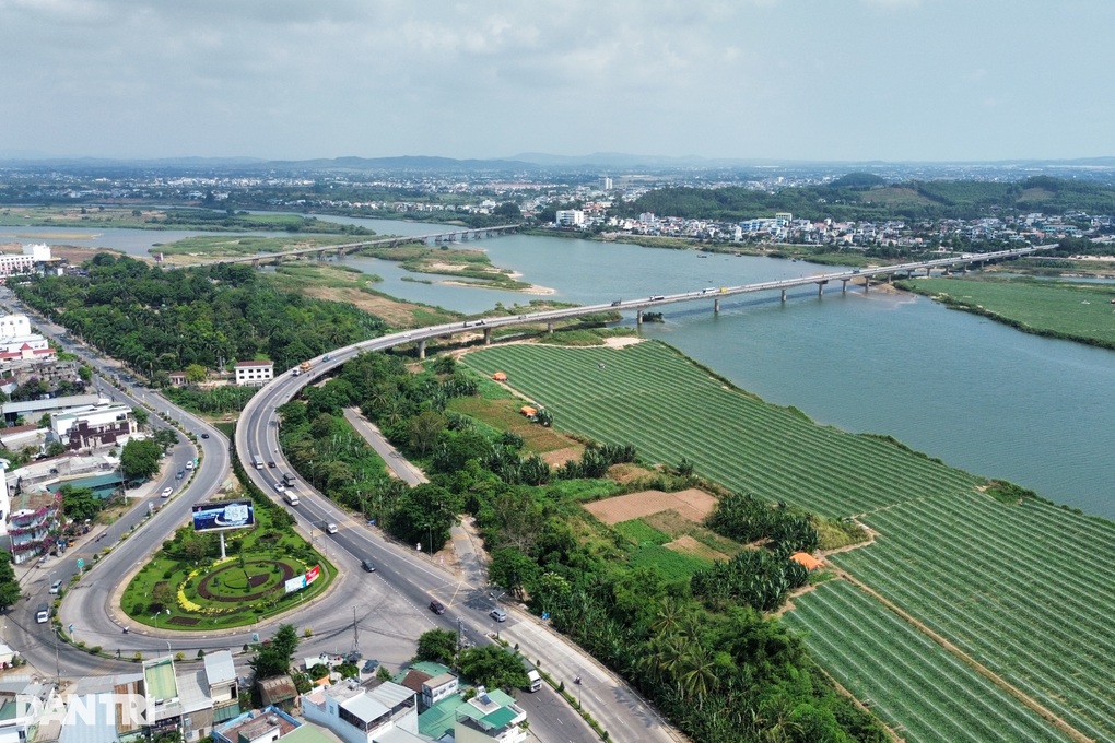 Sửa cầu Trà Khúc trong 50 ngày, xe qua Quảng Ngãi đi như thế nào? - 2 Sửa cầu Trà Khúc trong 50 ngày, xe qua Quảng Ngãi đi như thế nào? - 2