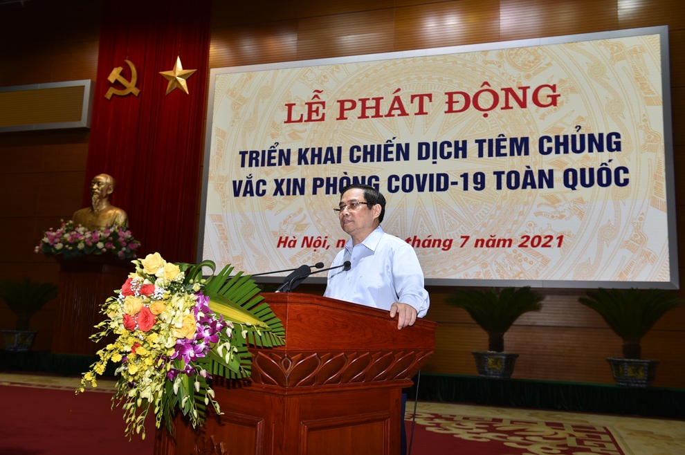 Thủ tướng phát động chiến dịch tiêm chủng vắc xin Covid-19 toàn quốc - 4 Thủ tướng phát động chiến dịch tiêm chủng vắc xin Covid-19 toàn quốc - 4
